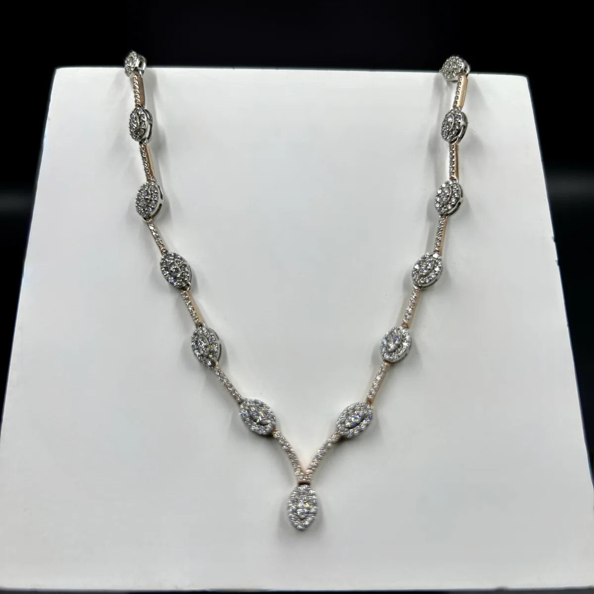 Oval Luxe Solitaire Necklace
