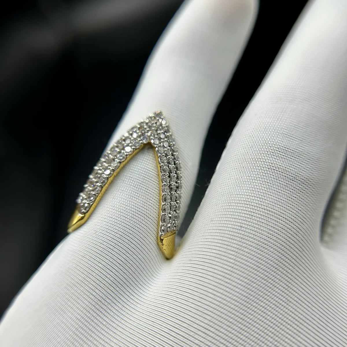 Radiant V-Frame Pave Ring