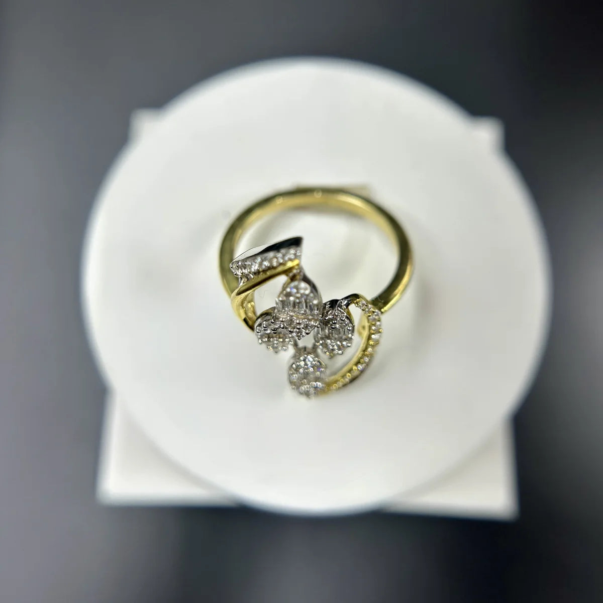 Leaf Cluster Open Ring