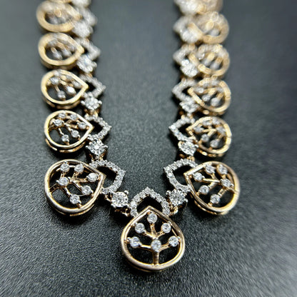 Botanica Leaf Drop Necklace