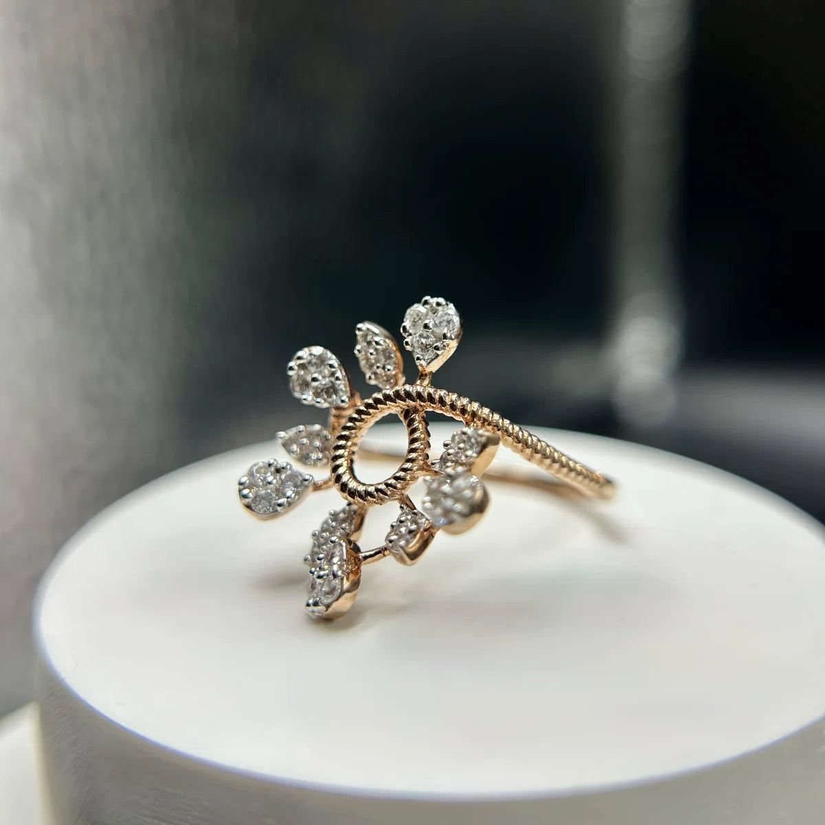 Petal Motif Silver Ring