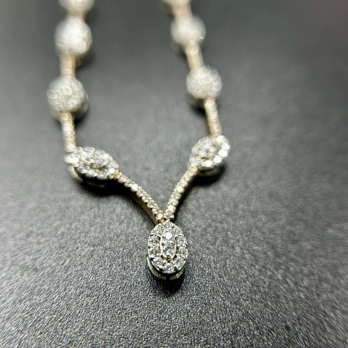 Oval Luxe Solitaire Necklace