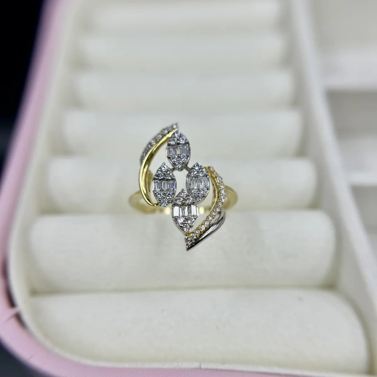 Leaf Cluster Open Ring