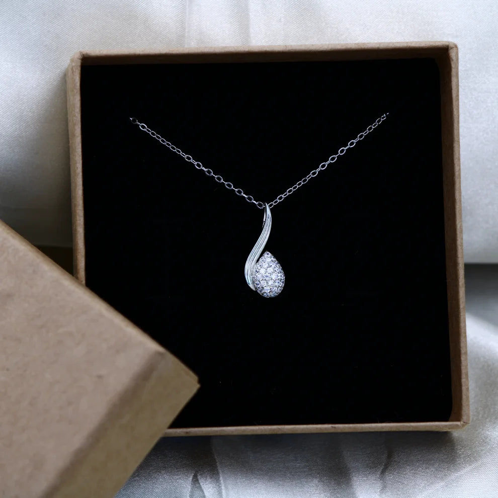 Luna Teardrop Shine Pendant