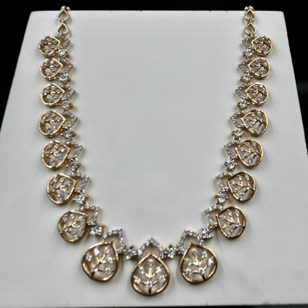 Botanica Leaf Drop Necklace