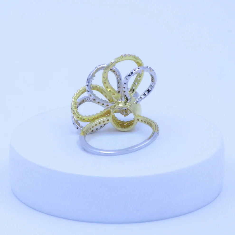 Interlaced Petal Crown Ring