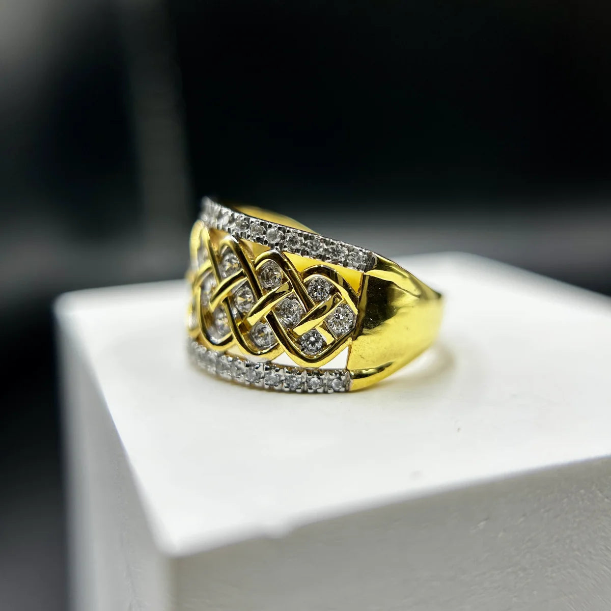 Vine Lattice Pave Ring