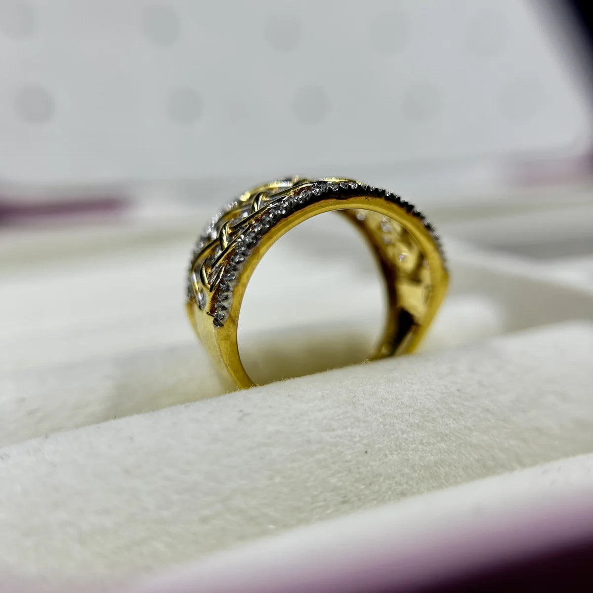 Vine Lattice Pave Ring