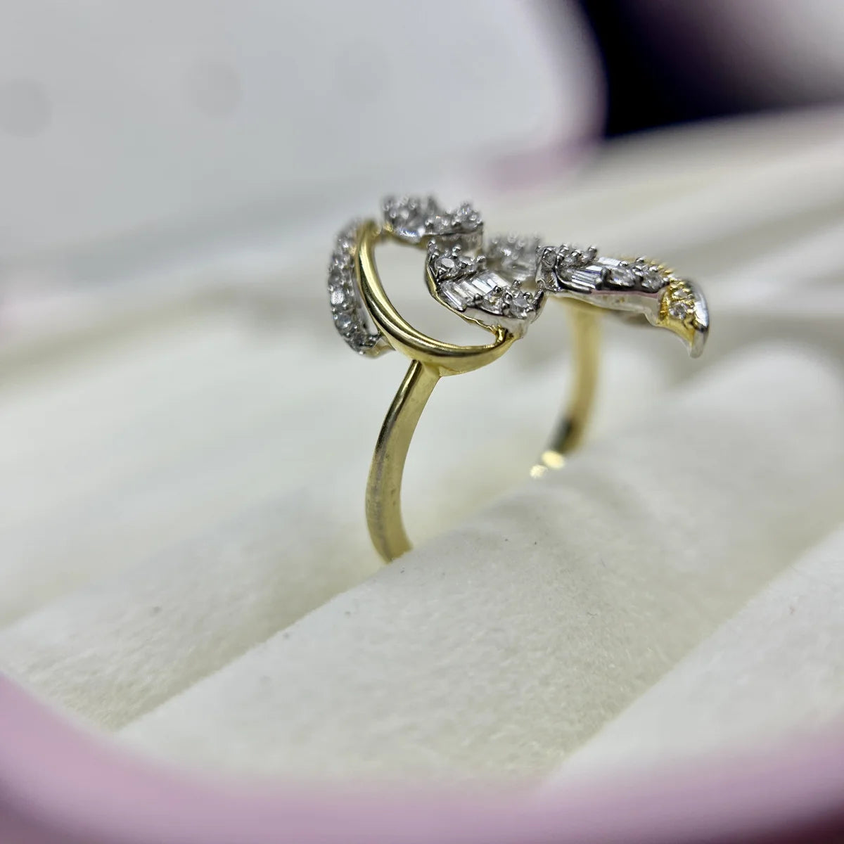 Leaf Cluster Open Ring