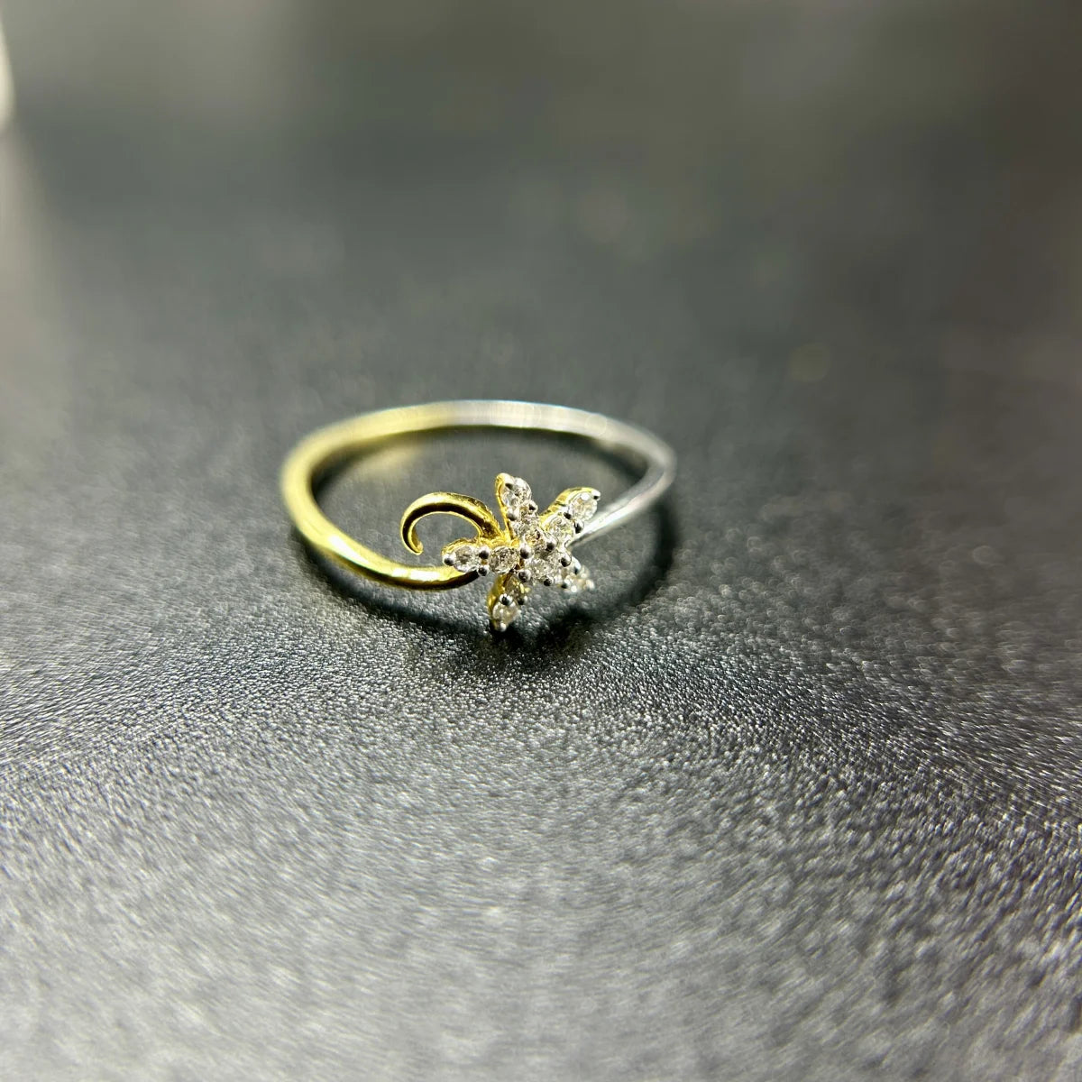 Star Swirl Ring
