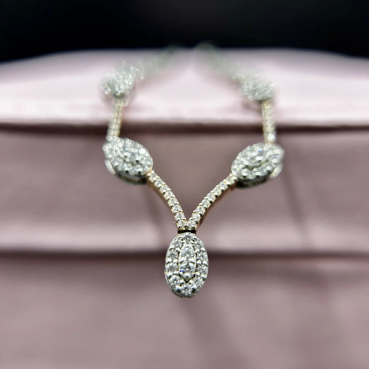 Oval Luxe Solitaire Necklace