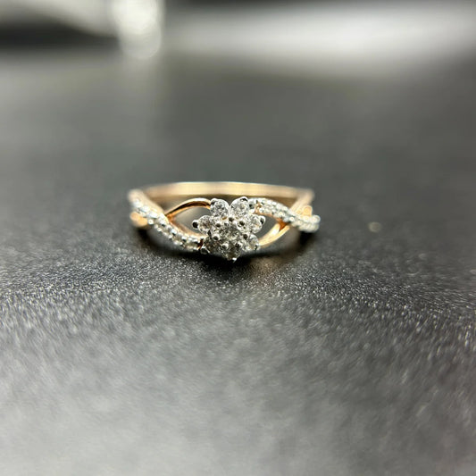 Bloom Solitaire Twist Ring