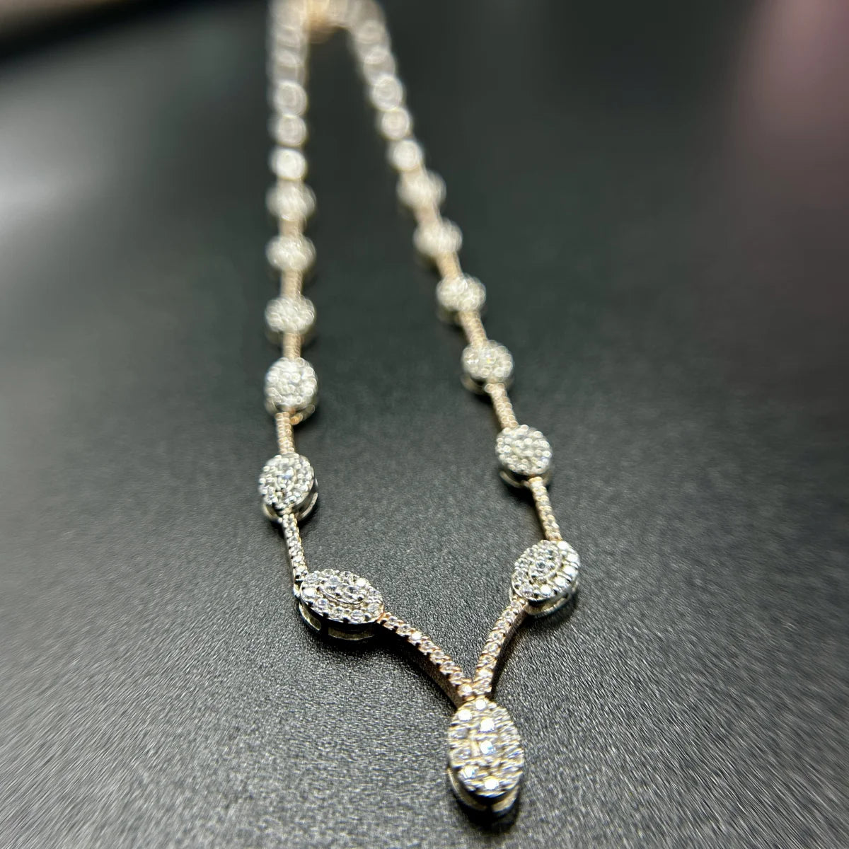 Oval Luxe Solitaire Necklace