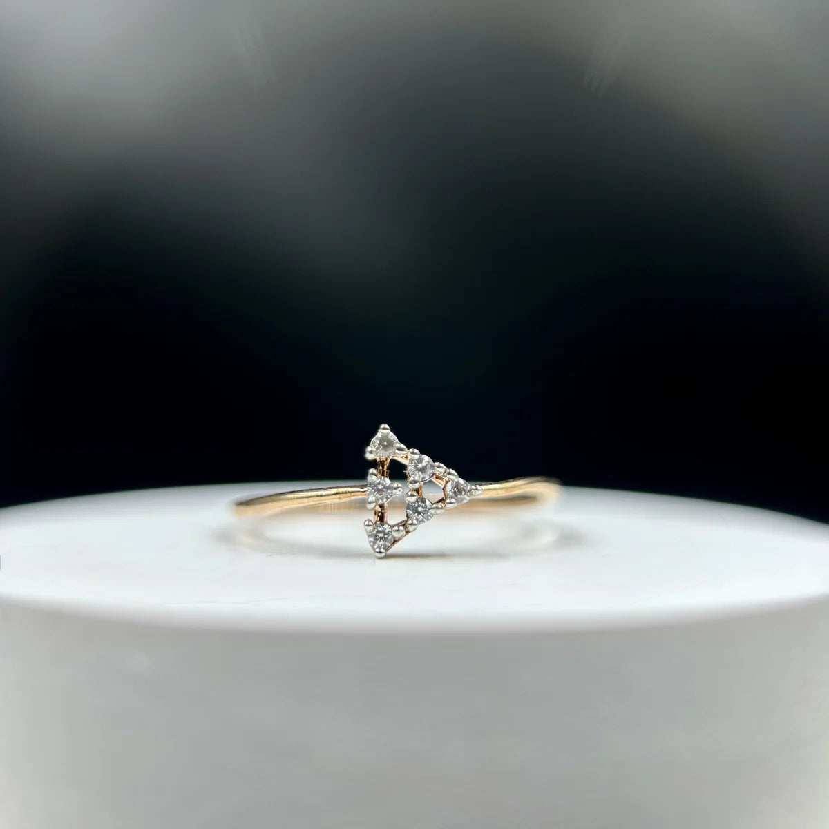 Geometric Triangle Ring