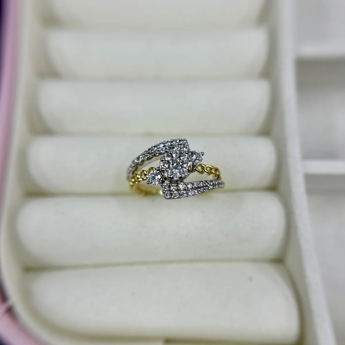 Radiant Dual Tone Halo Chain Ring