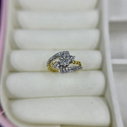 Radiant Dual Tone Halo Chain Ring