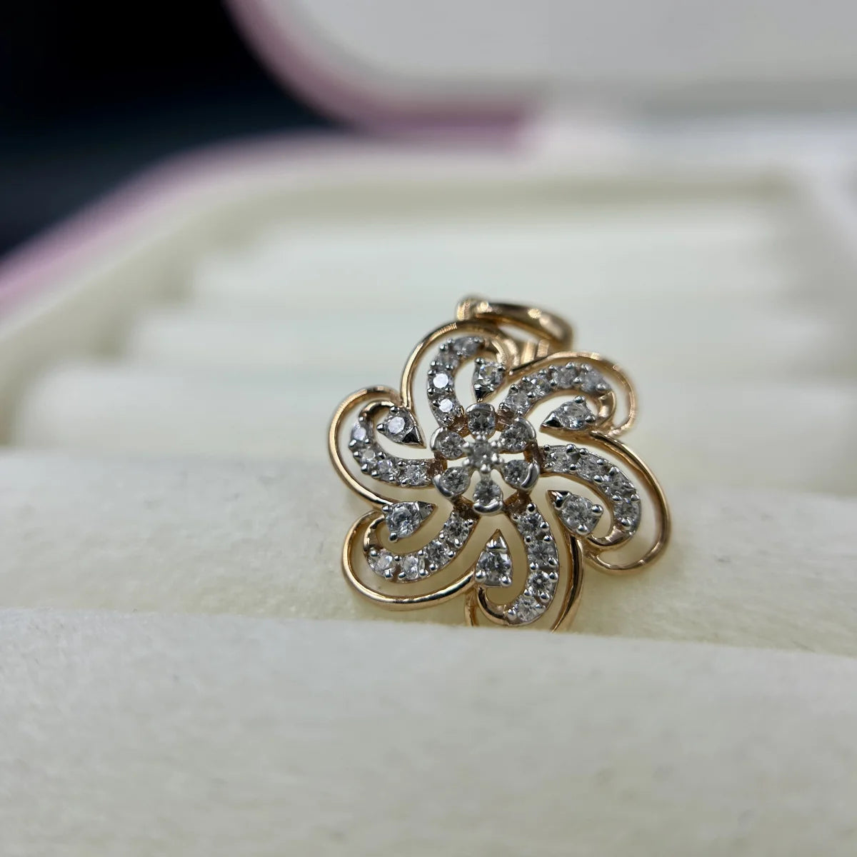 Floral Crest Pendant