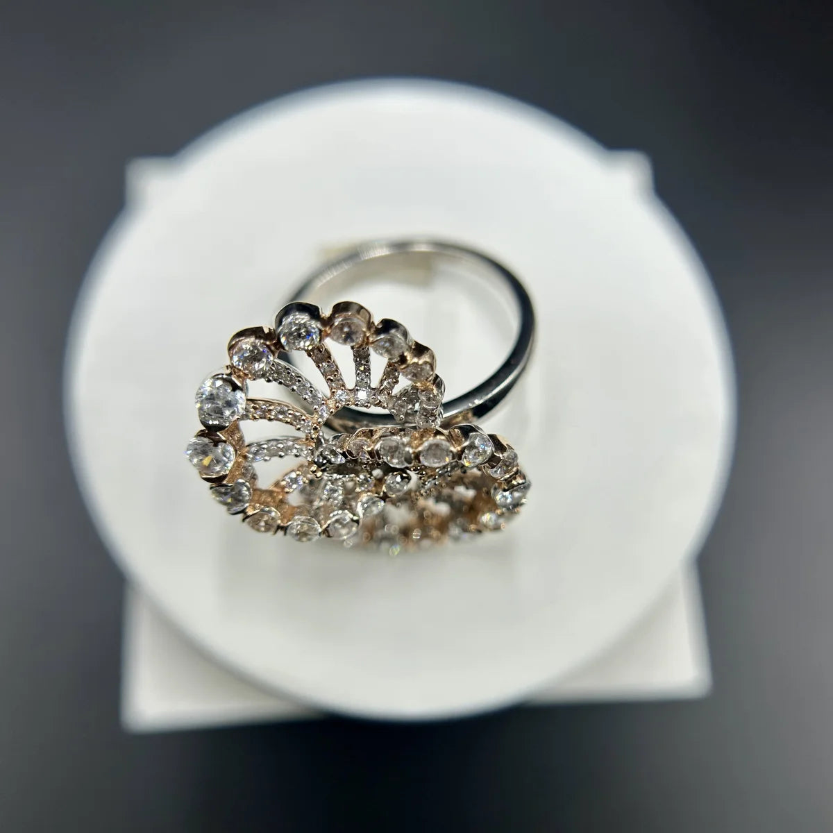 Circular Radiance Ring