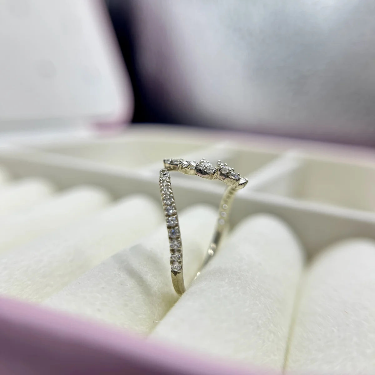 Leaf Vine CZ Ring
