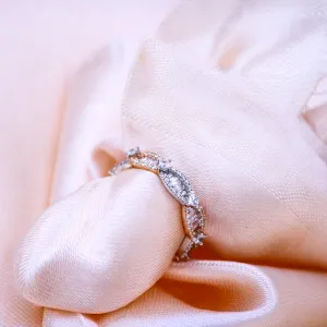 Infinity Baguette Band